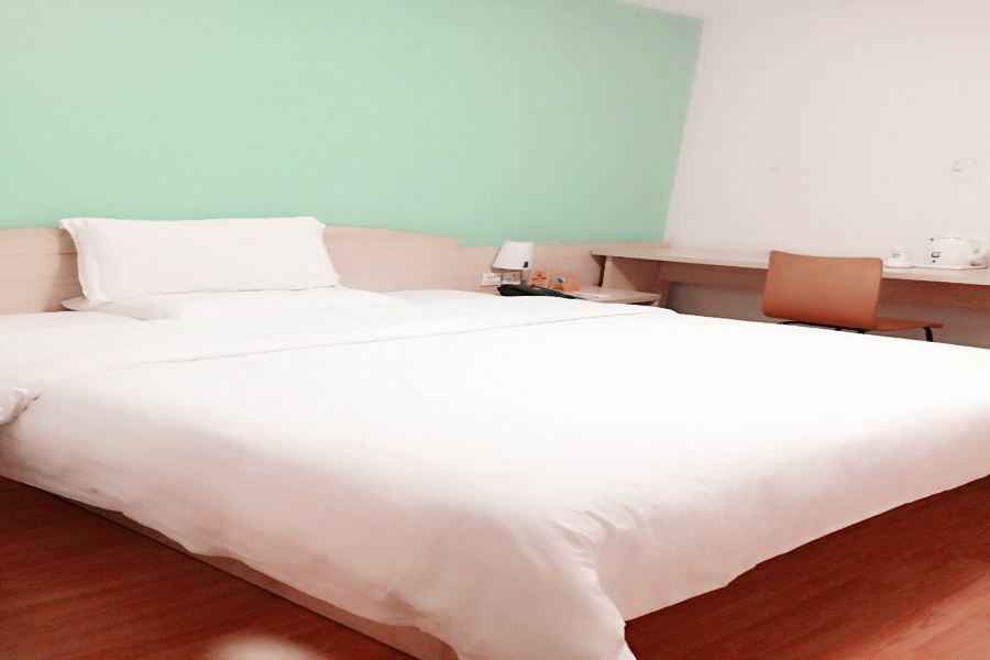 Jiangtouzhen 7Days Inn Xiamen Lotus Square Branch מראה חיצוני תמונה
