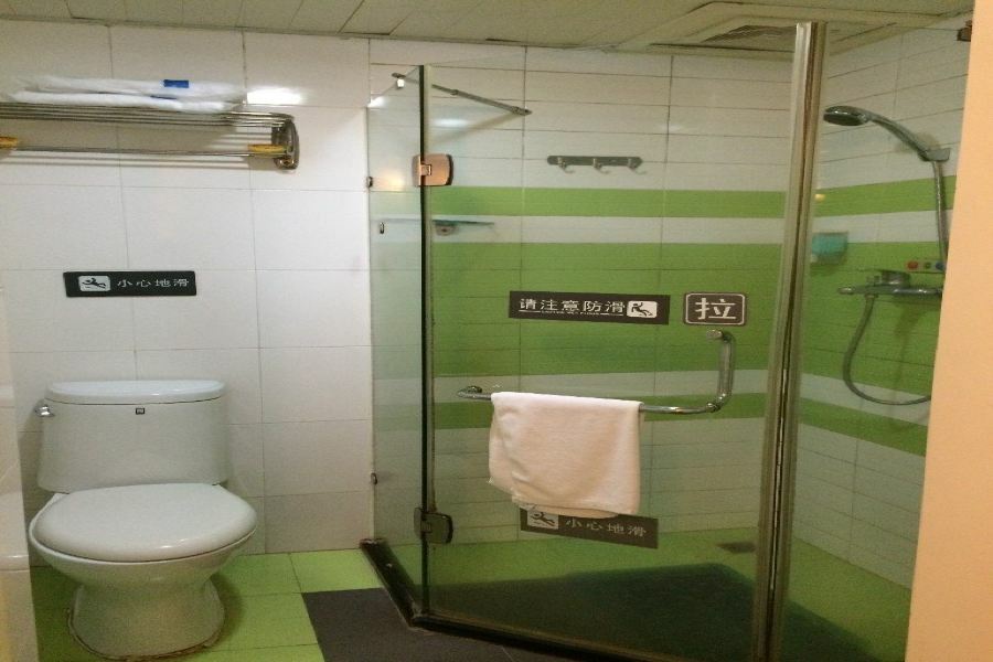 Jiangtouzhen 7Days Inn Xiamen Lotus Square Branch מראה חיצוני תמונה